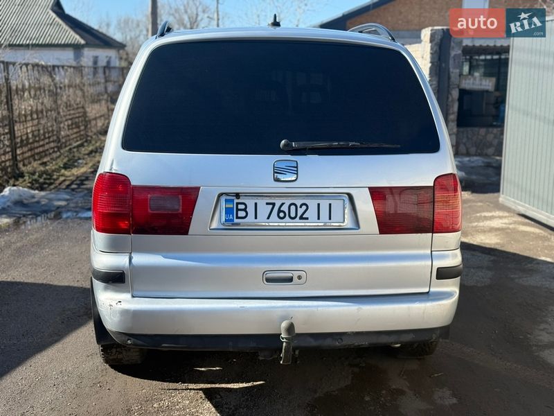Минивэн SEAT Alhambra 2008 в Кременчуге