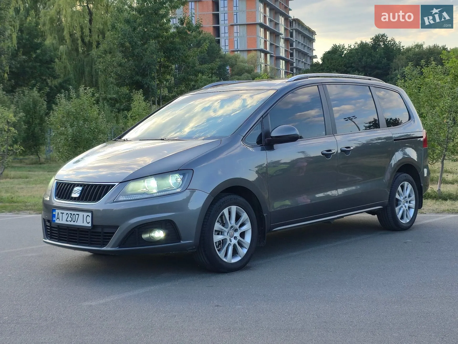2011 SEAT Alhambra - мініатюра 82