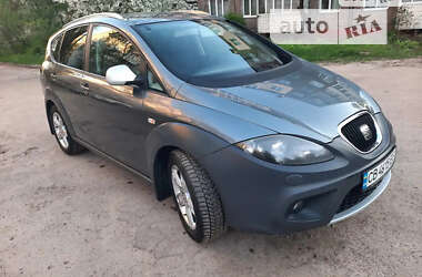 Внедорожник / Кроссовер SEAT Altea Freetrack 2012 в 
