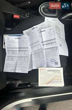 Внедорожник / Кроссовер SEAT Altea Freetrack 2013 в 
