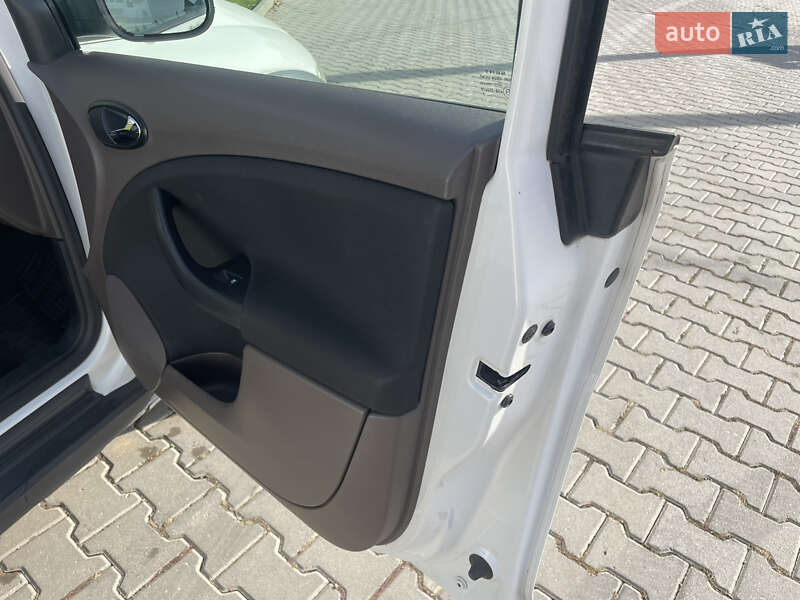 Внедорожник / Кроссовер SEAT Altea Freetrack 2008 в Кицмани фото 22 Внедорожник / Кроссовер SEAT Altea Freetrack 2008 в Кицмани