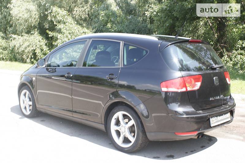 Хэтчбек SEAT Altea XL 2007 в Киеве