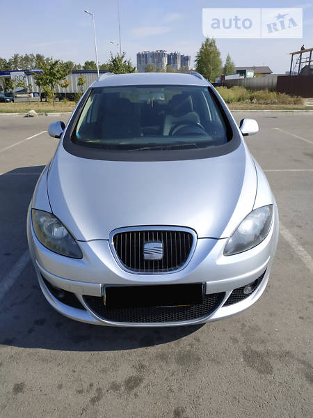 Мінівен SEAT Altea XL 2008 в 