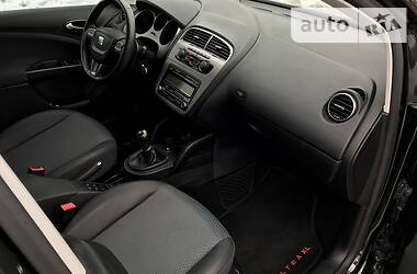 Хэтчбек SEAT Altea XL 2015 в Киеве