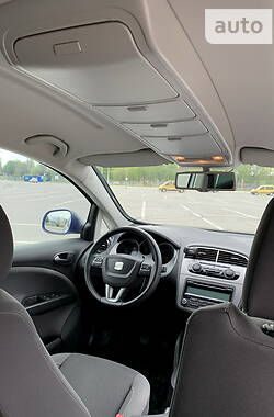Хетчбек SEAT Altea XL 2015 в Дніпрі