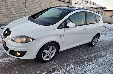 Універсал SEAT Altea XL 2010 в Житомирі