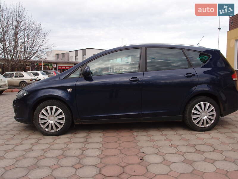 Минивэн SEAT Altea XL 2008 в Измаиле фото 9 Минивэн SEAT Altea XL 2008 в Измаиле