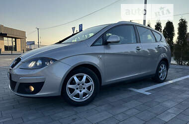 Минивэн SEAT Altea XL 2010 в Луцке