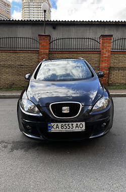 Минивэн SEAT Altea XL 2008 в Киеве