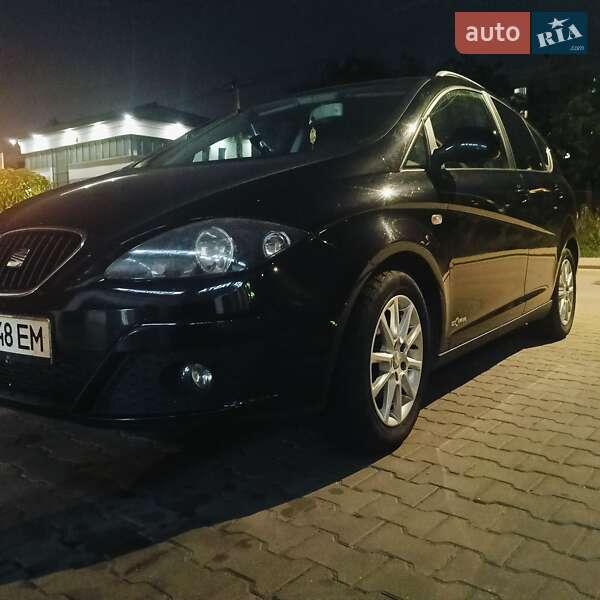 Минивэн SEAT Altea XL 2011 в Хмельницком