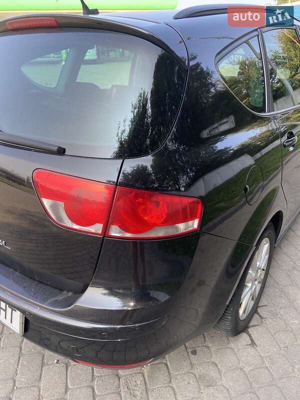 Минивэн SEAT Altea XL 2015 в Мостиске