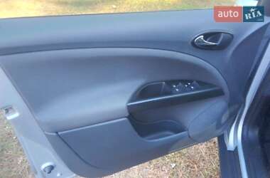 Минивэн SEAT Altea XL 2008 в 