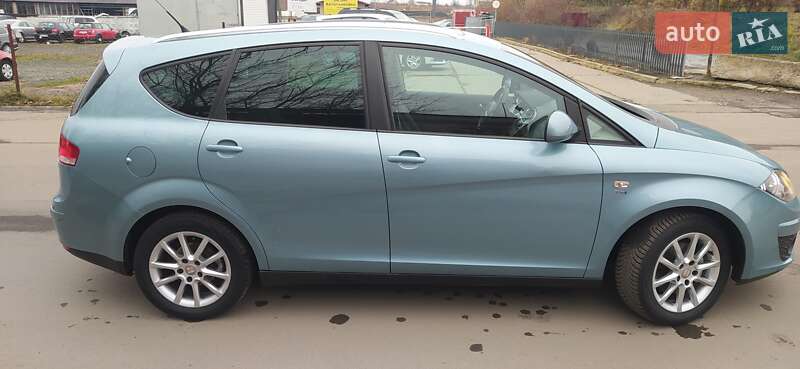 Минивэн SEAT Altea XL 2009 в Луцке