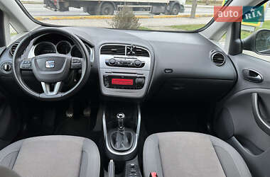Минивэн SEAT Altea XL 2010 в 