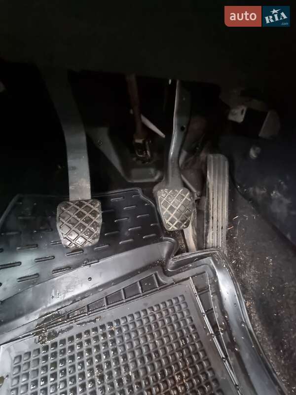 Минивэн SEAT Altea XL 2011 в Лубнах