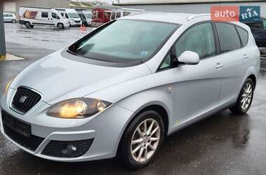 Минивэн SEAT Altea XL 2011 в Городке