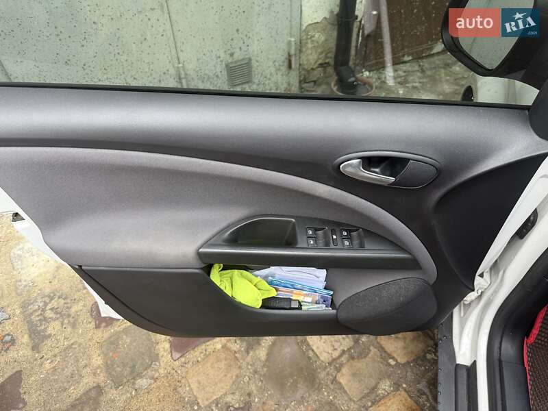 Мінівен SEAT Altea XL 2015 в Львові
