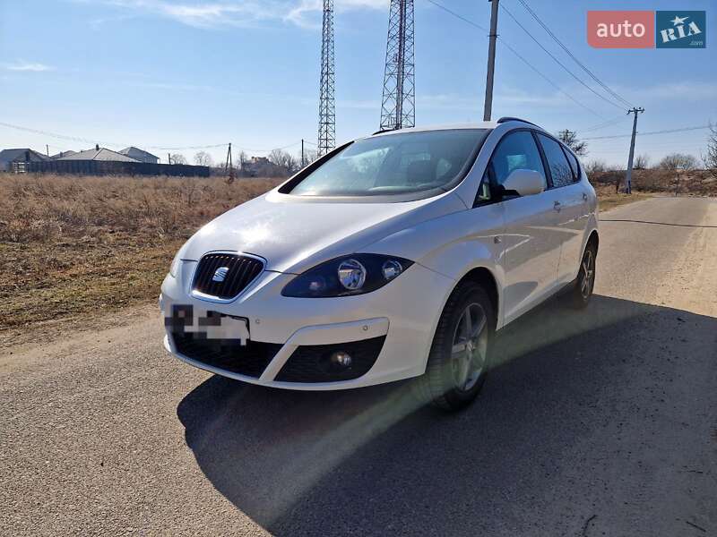 Минивэн SEAT Altea XL 2015 в Киеве