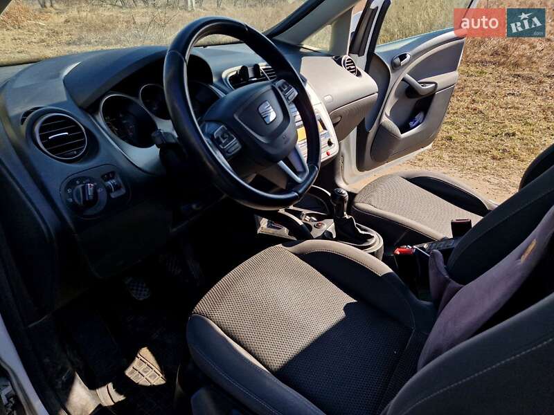 Минивэн SEAT Altea XL 2015 в Киеве