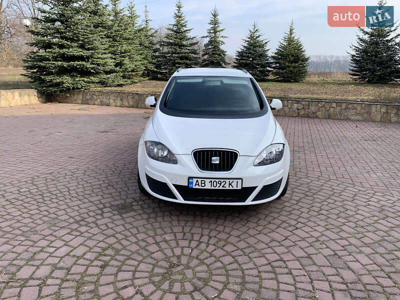 Мінівен SEAT Altea XL 2009 в Чернівцях