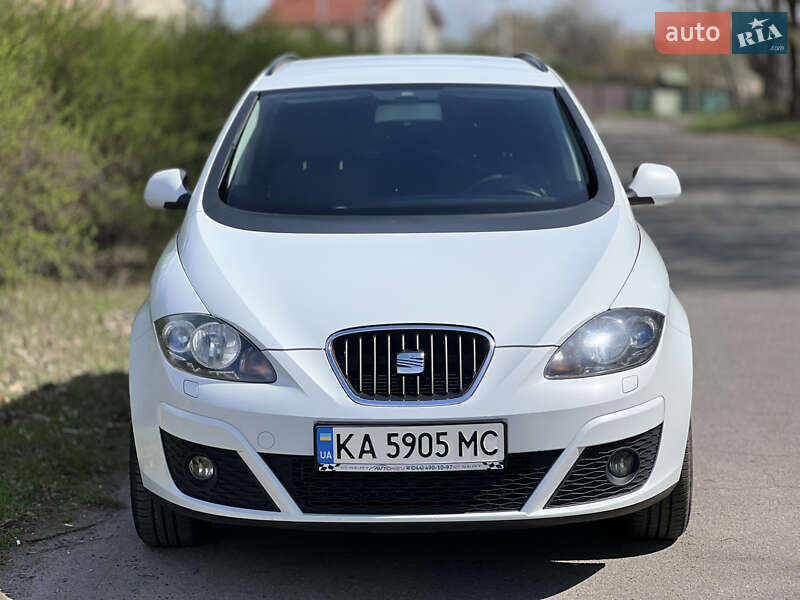 Минивэн SEAT Altea XL 2013 в 