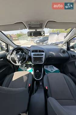 Минивэн SEAT Altea XL 2009 в 
