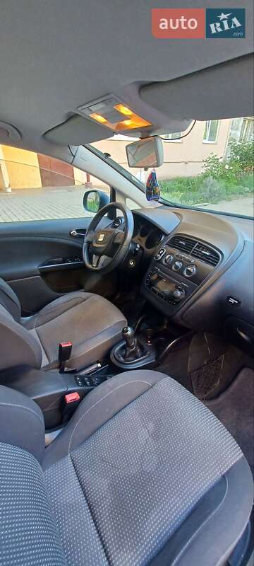 Минивэн SEAT Altea XL 2009 в Ужгороде фото 19 Минивэн SEAT Altea XL 2009 в Ужгороде