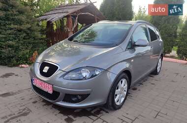 Минивэн SEAT Altea XL 2009 в 