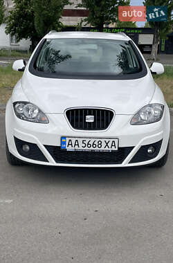 Минивэн SEAT Altea XL 2010 в 