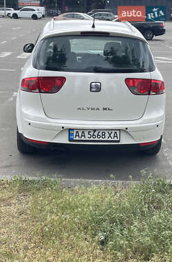 Минивэн SEAT Altea XL 2010 в 