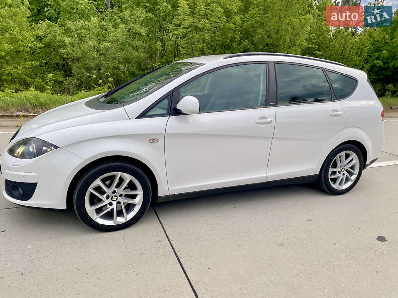 Хетчбек SEAT Altea XL 2016 в Житомирі