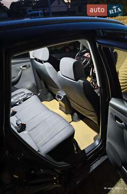 Минивэн SEAT Altea XL 2012 в 