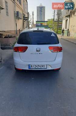 Минивэн SEAT Altea XL 2010 в 