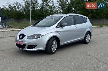 Минивэн SEAT Altea XL 2010 в 