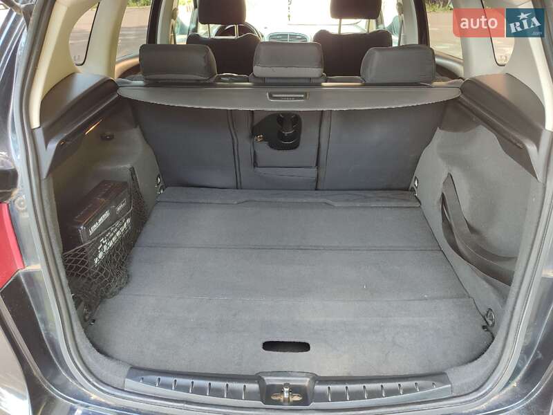 Минивэн SEAT Altea XL 2011 в Калуше