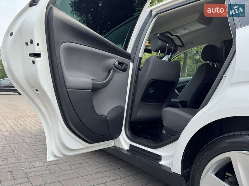 Минивэн SEAT Altea XL 2015 в Киеве