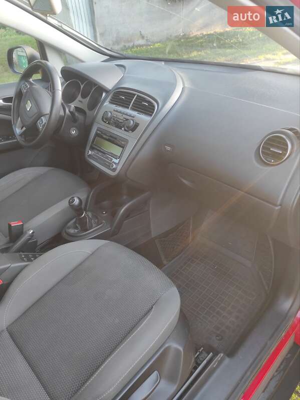 Минивэн SEAT Altea XL 2015 в Киеве