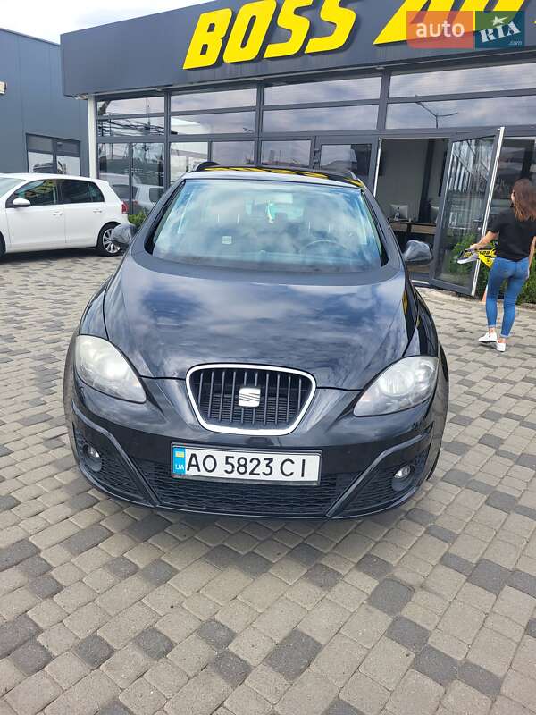 Минивэн SEAT Altea XL 2012 в Ужгороде
