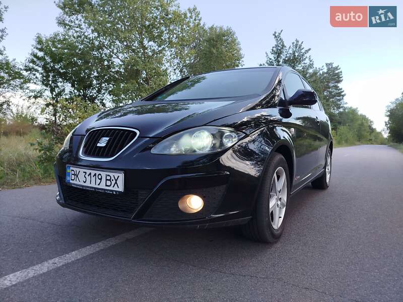 Минивэн SEAT Altea XL 2011 в Черкассах