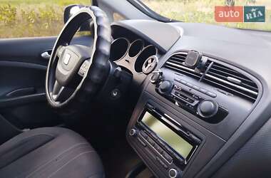 Минивэн SEAT Altea XL 2011 в 