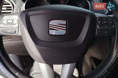 Минивэн SEAT Altea XL 2011 в 