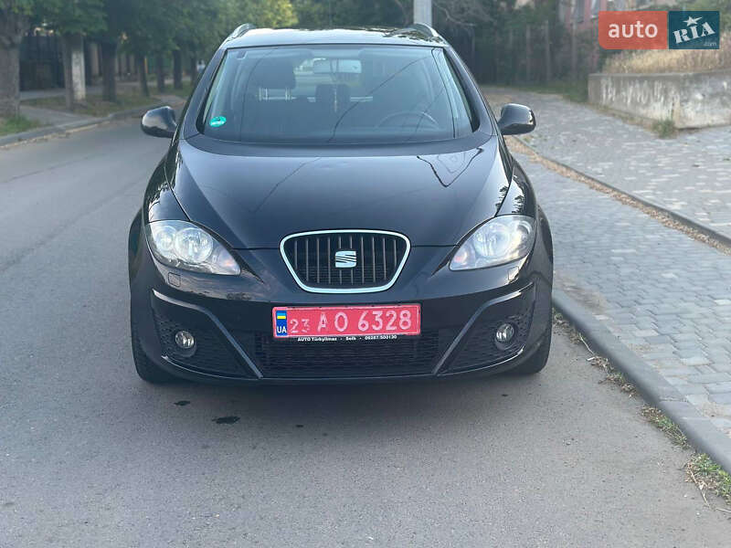Минивэн SEAT Altea XL 2012 в Староконстантинове