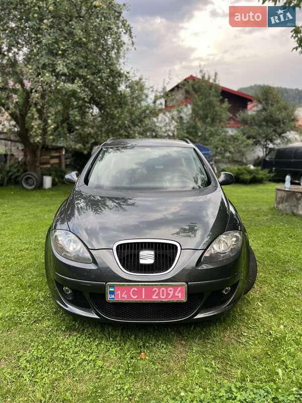 Минивэн SEAT Altea XL 2009 в Сколе