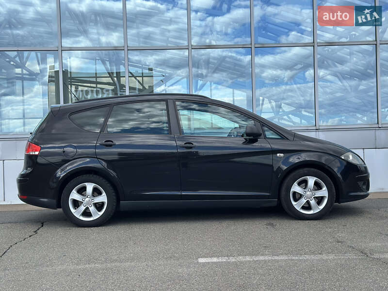 Минивэн SEAT Altea XL 2007 в Киеве