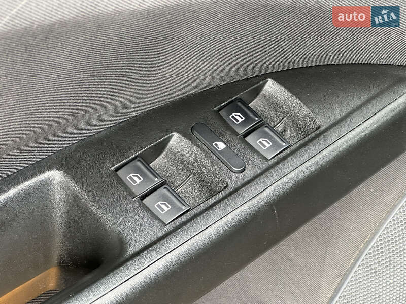 Минивэн SEAT Altea XL 2007 в Киеве