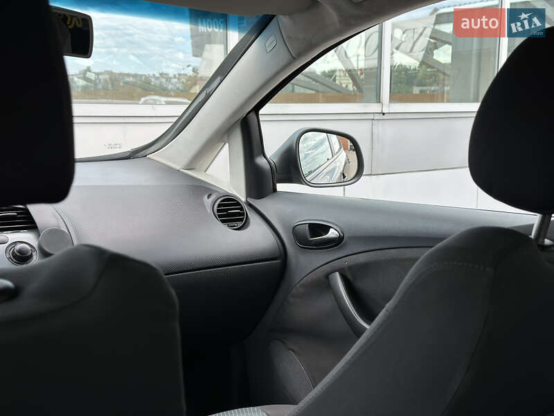 Минивэн SEAT Altea XL 2007 в Киеве
