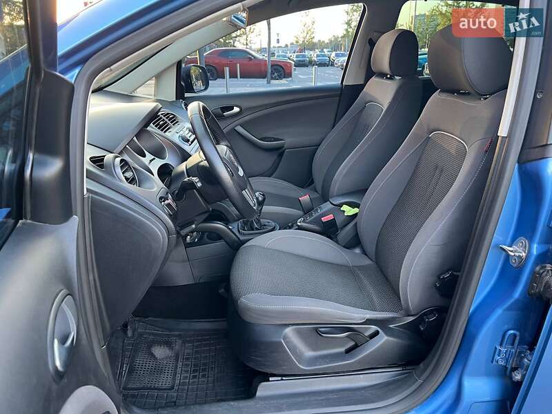 Минивэн SEAT Altea XL 2015 в Киеве