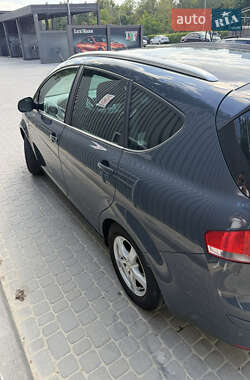 Минивэн SEAT Altea XL 2009 в 