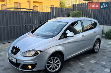 Минивэн SEAT Altea XL 2011 в 