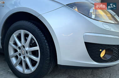 Минивэн SEAT Altea XL 2011 в 